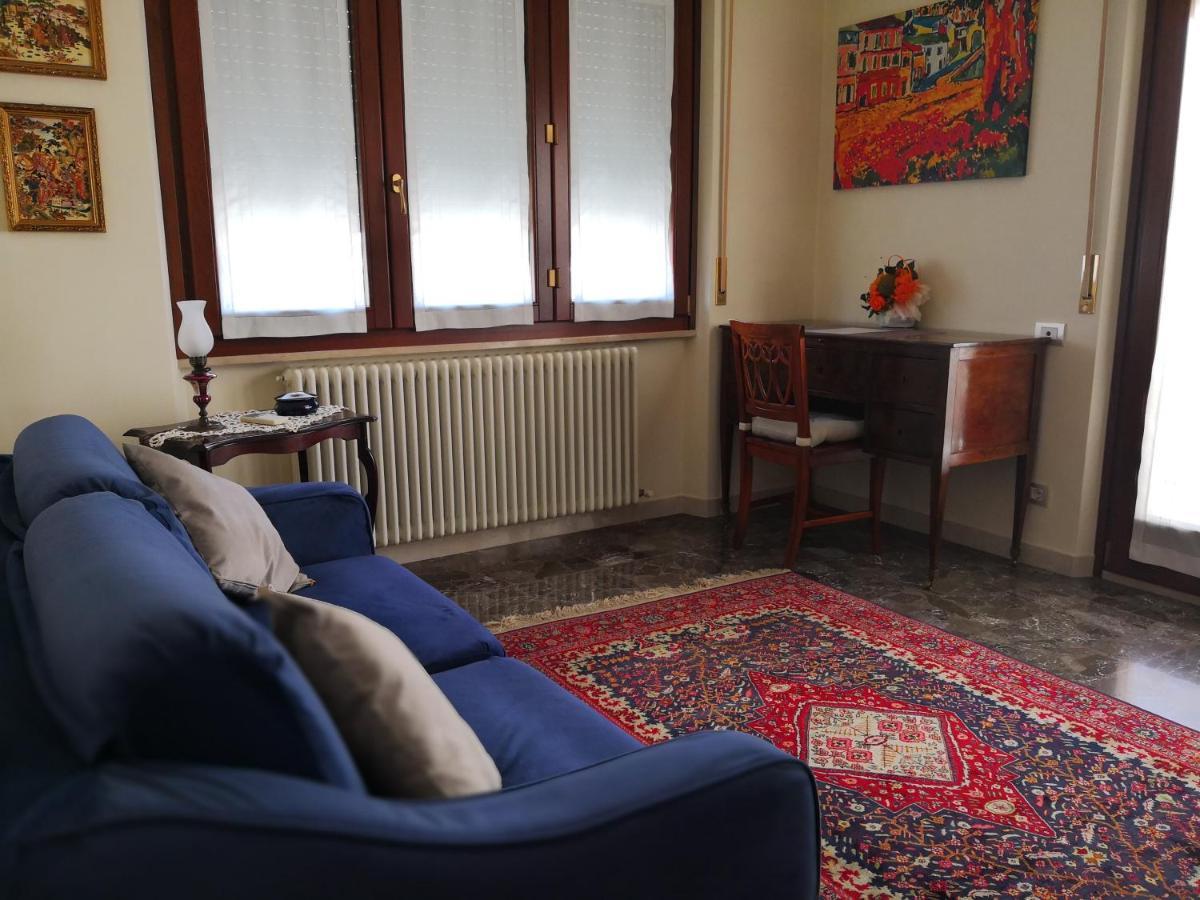 Tres Chic Bed & Breakfast Civitanova Marche Dış mekan fotoğraf